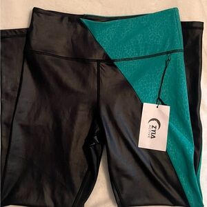 Zyia NWT Leggings